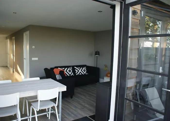 Wellness Ruigenhoek 13a - Sauna, Jacuzzi ! Дом отдыха