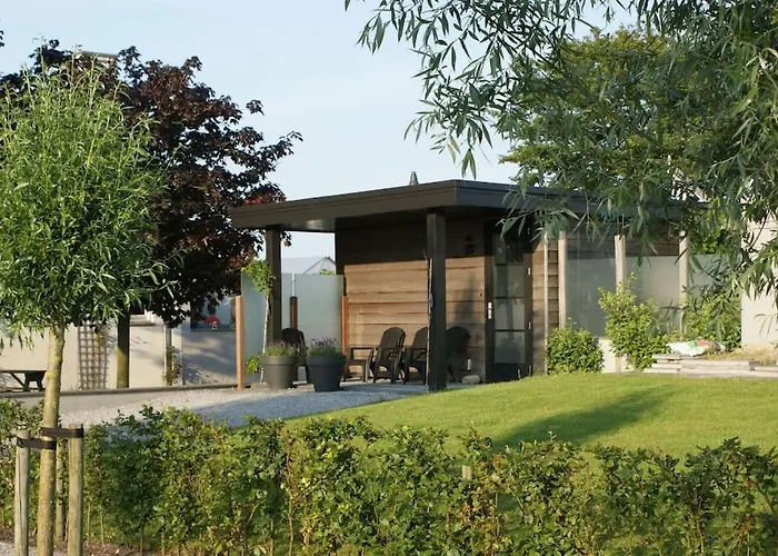 בית נופש Wellness Ruigenhoek 13a - Sauna, Jacuzzi ! De Zilk